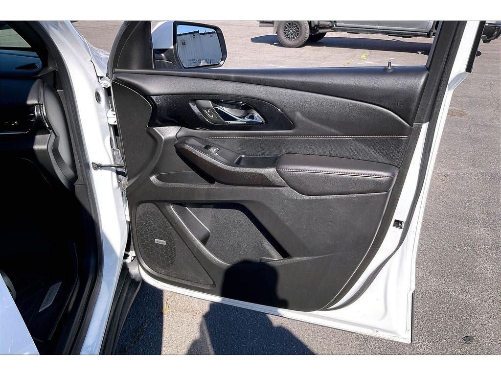Used 2023 Chevrolet Traverse RS w/ LPO, Floor Liner Package AWD/4WD image 26