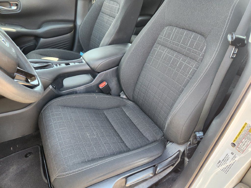 Used 2024 Honda HR-V LX image 14