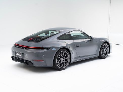 Certified 2025 Porsche 911 Carrera image 9