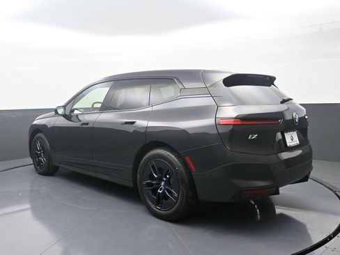 Used 2024 BMW iX xDrive50 w/ Premium Package AWD/4WD image 5