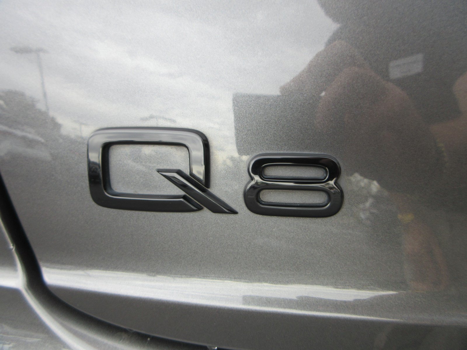 Used 2021 Audi Q8 Premium w/ Black Optic Package AWD/4WD image 8