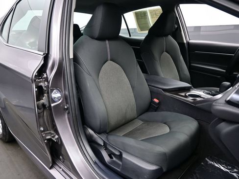 Used 2023 Toyota Camry LE w/ Protection Package (Q2) (TMS) FWD image 14