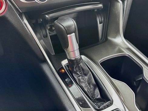 Used 2021 Honda Accord LX image 16