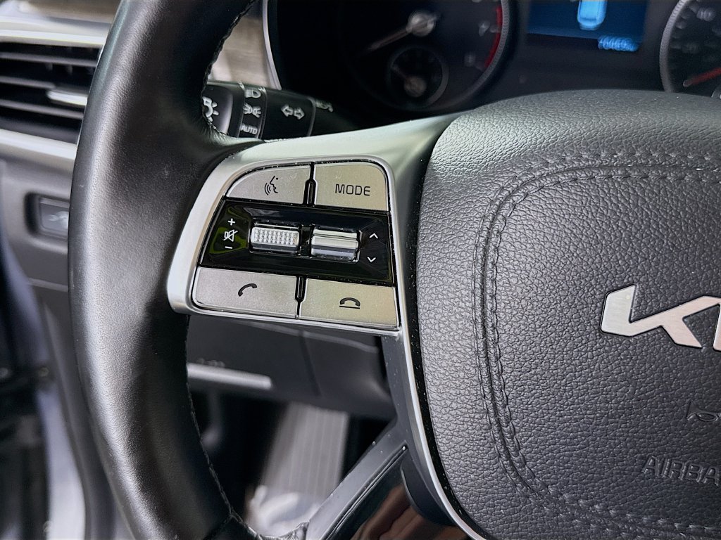 Used 2022 Kia Telluride EX w/ EX Premium Package AWD/4WD image 23