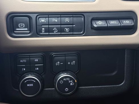 Used 2023 Chevrolet Tahoe Premier w/ Premium Package 2 image 50