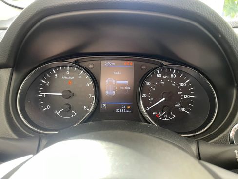 Used 2020 Nissan Rogue Sport SV AWD/4WD image 12