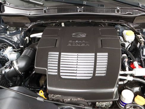 Used 2023 Subaru Forester Premium image 31