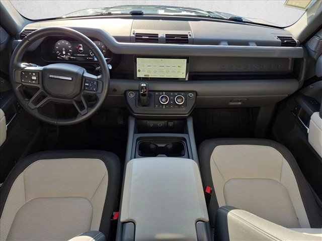 Used 2024 Land Rover Defender 110 X-Dynamic SE AWD/4WD image 19