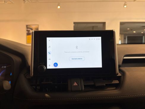 Used 2025 Toyota RAV4 LE image 21