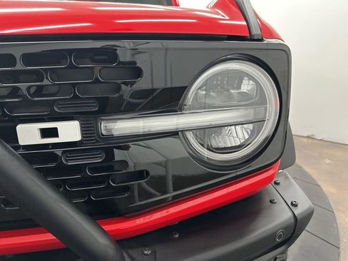 Used 2024 Ford Bronco Wildtrak image 31