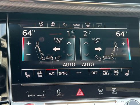 New 2025 Audi RS Q8 performance image 33