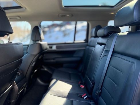 Used 2025 Hyundai Santa Fe Limited image 21