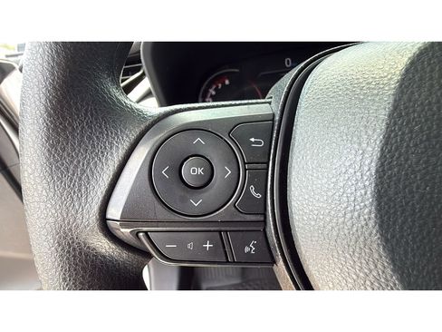 Used 2025 Toyota RAV4 LE AWD/4WD image 27