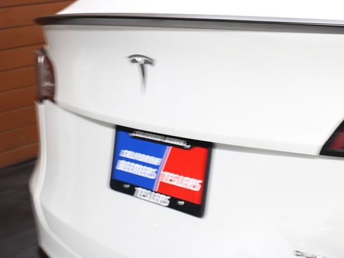 Used 2020 Tesla Model Y Performance image 5
