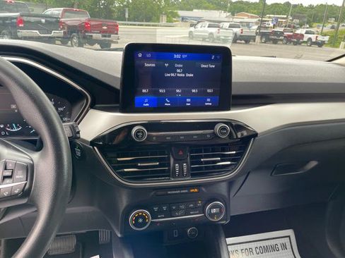Used 2020 Ford Escape SE AWD/4WD image 17