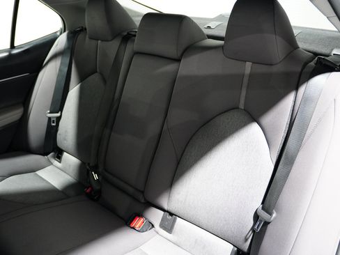 Used 2023 Toyota Camry LE image 17