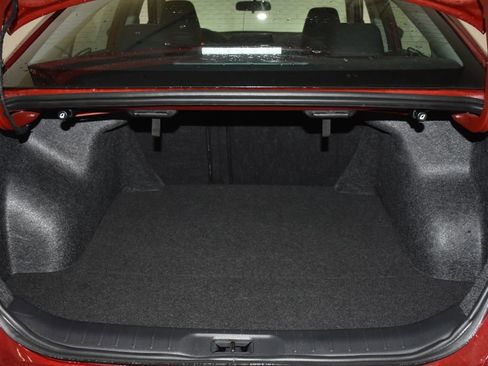 Used 2024 Nissan Altima 2.5 SR image 30