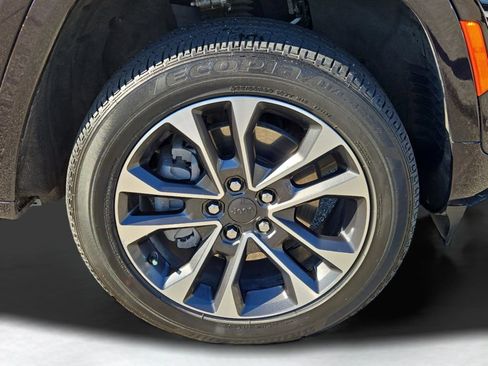 Used 2022 Jeep Grand Cherokee Overland image 6