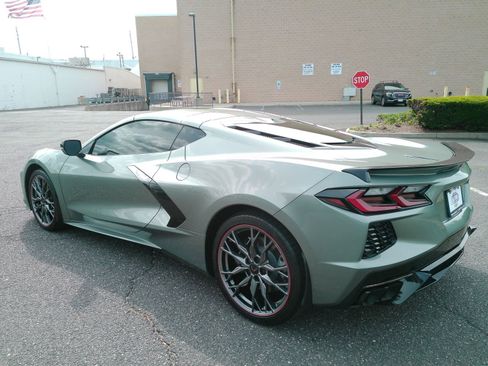 Used 2024 Chevrolet Corvette Stingray Coupe w/ Battery Protection Package RWD image 5