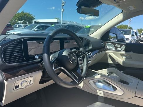 Certified 2026 Mercedes-Benz GLE 450 4MATIC image 17