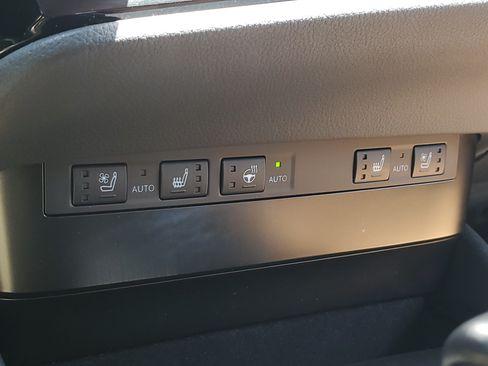 Certified 2024 Lexus ES 350 w/ Premium Package FWD image 30