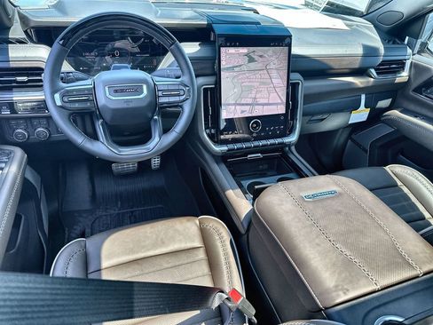 New 2026 GMC Yukon Denali Ultimate w/ LPO, Floor Liner Package AWD/4WD image 20