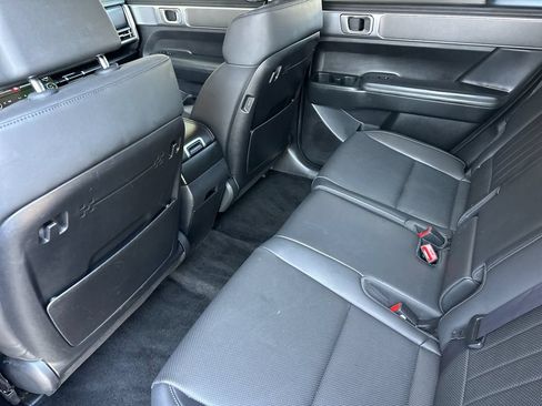 Used 2025 Hyundai Santa Fe SEL AWD/4WD image 14