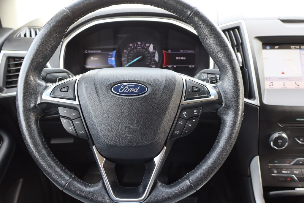 Used 2017 Ford Edge SEL w/ Equipment Group 201A AWD/4WD image 6
