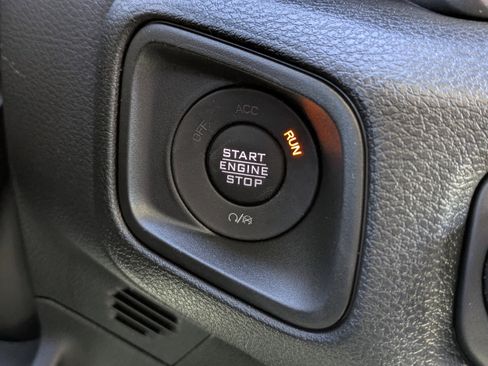 New 2026 Jeep Gladiator Sport image 30