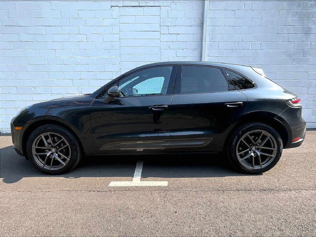 Certified 2023 Porsche Macan Turbo AWD/4WD image 2