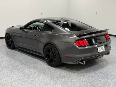 Used 2017 Ford Mustang GT Premium w/ GT Performance Package RWD image 6