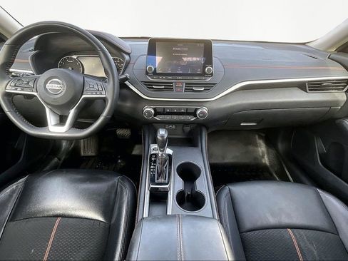 Used 2022 Nissan Altima 2.5 SR image 16