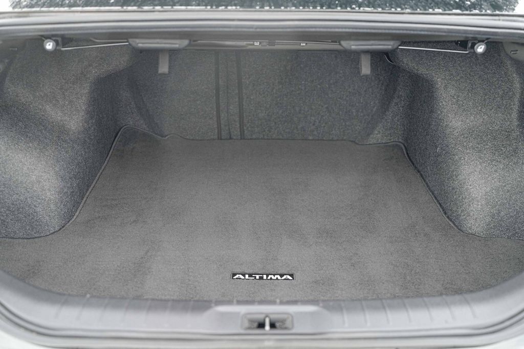 Used 2021 Nissan Altima 2.5 S FWD image 14