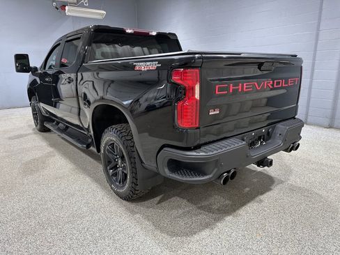Used 2021 Chevrolet Silverado 1500 LT Trail Boss w/ Bed Protection Package AWD/4WD image 6