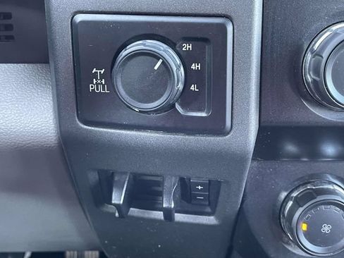 Used 2019 Ford F250 XL w/ STX Appearance Package AWD/4WD image 28