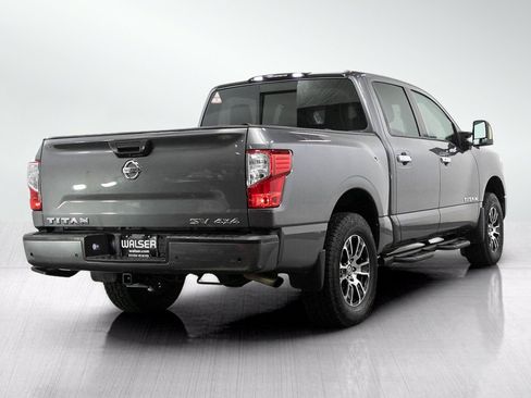 Used 2021 Nissan Titan SV w/ SV Convenience Package AWD/4WD image 5