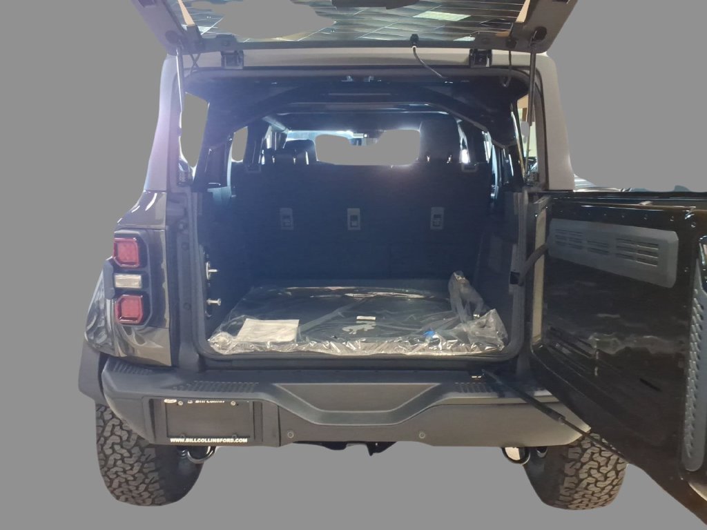 New 2026 Ford Bronco Raptor w/ Interior Carbon Fiber Pack AWD/4WD image 7