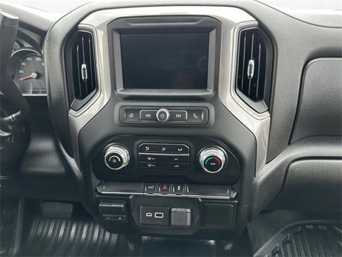 Used 2022 GMC Sierra 2500 Pro w/ Convenience Package image 11