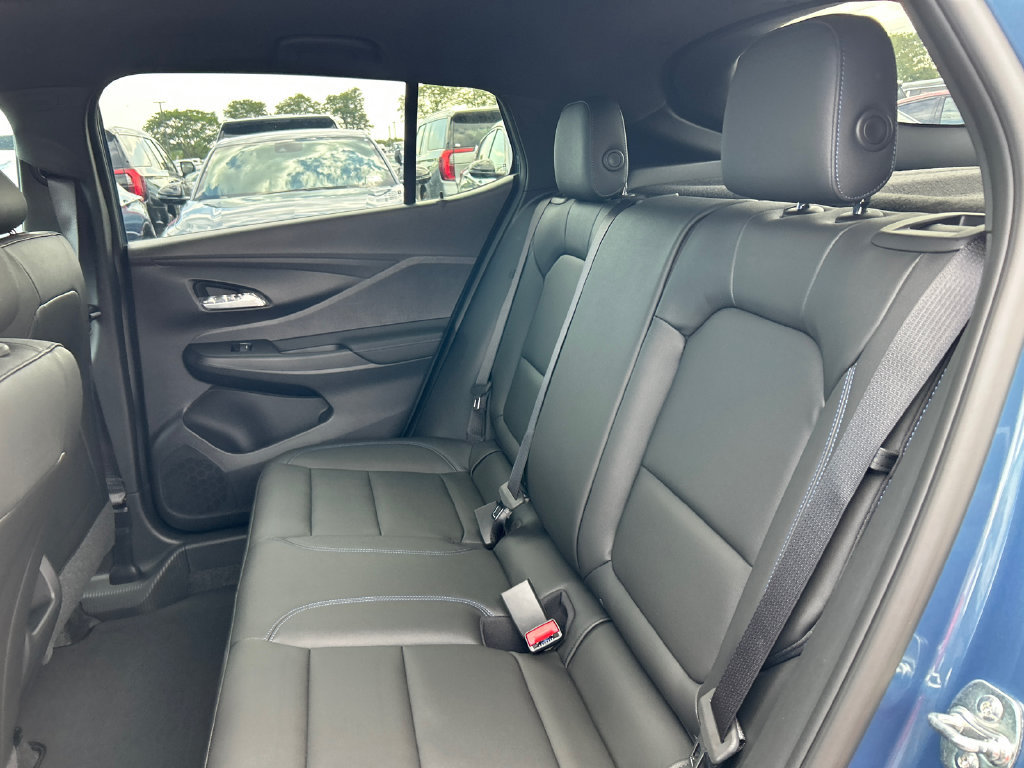 New 2026 Buick Envista Sport Touring w/ Convenience I Package FWD image 33