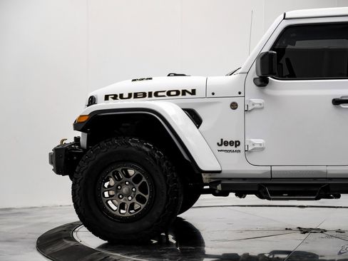 Used 2022 Jeep Wrangler Unlimited Rubicon w/ Xtreme Recon 35" Tire Package image 8