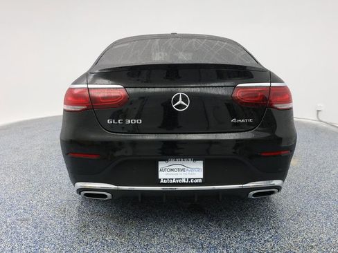 Used 2021 Mercedes-Benz GLC 300 4MATIC Coupe image 4
