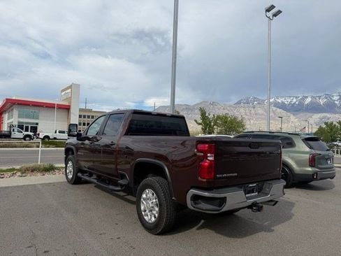Used 2024 Chevrolet Silverado 3500 LT w/ Convenience Package image 4