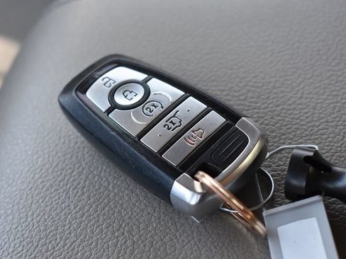 Used 2021 Ford Expedition Limited AWD/4WD image 13