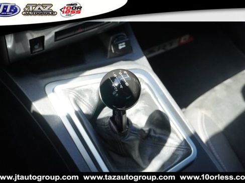 Used 2010 Dodge Challenger SRT8 w/ SRT Option Group II RWD image 17
