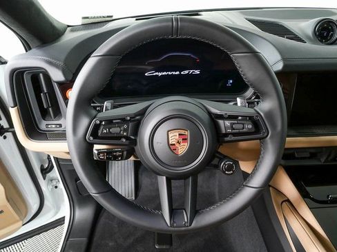 New 2026 Porsche Cayenne GTS AWD/4WD image 9