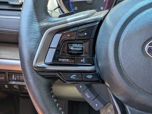 Used 2019 Subaru Outback 3.6R Touring w/ Popular Package #3A AWD/4WD image 26