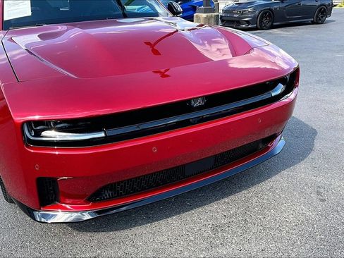 Used 2025 Dodge Charger Daytona Scat Pack w/ Track Pack AWD/4WD image 33