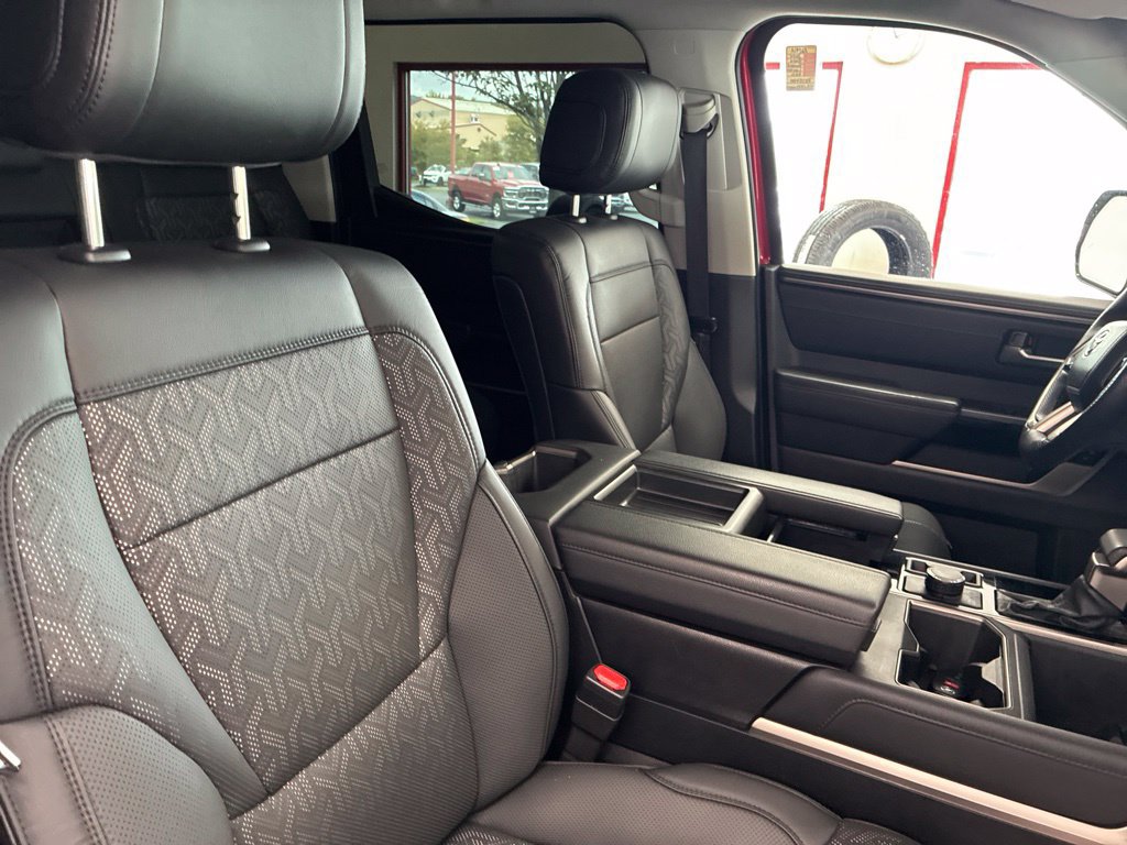 Used 2024 Toyota Tundra Limited AWD/4WD image 46