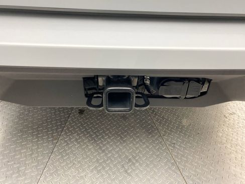 Used 2025 Ford Expedition Active AWD/4WD image 28