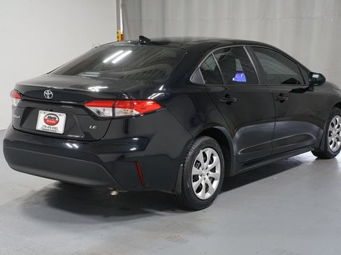 Certified 2025 Toyota Corolla LE FWD image 8
